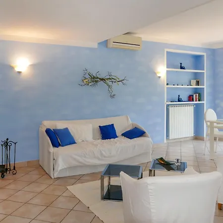 Alberto B By Interhome * Pairola