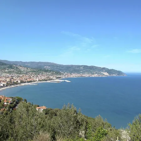 Alberto B By Interhome