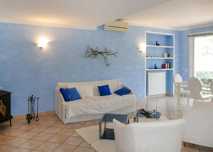 Alberto B By Interhome * Pairola