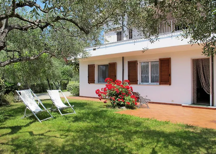 Alberto B By Interhome Apartment Pairola