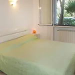 Alberto B By Interhome Apartman