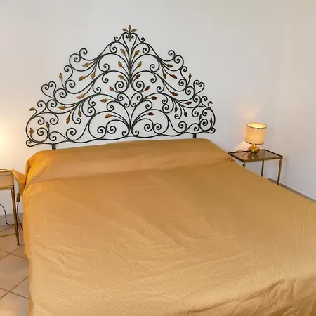 Alberto B By Interhome Lägenhet *