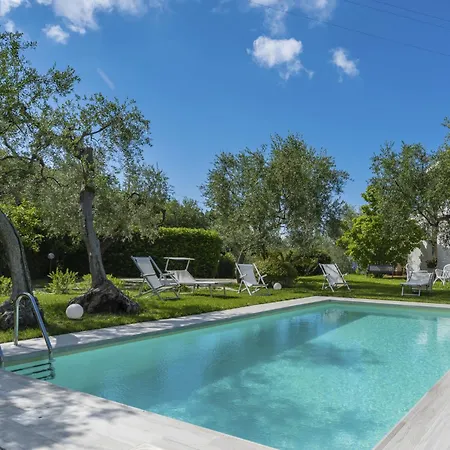 Alberto B By Interhome Pairola